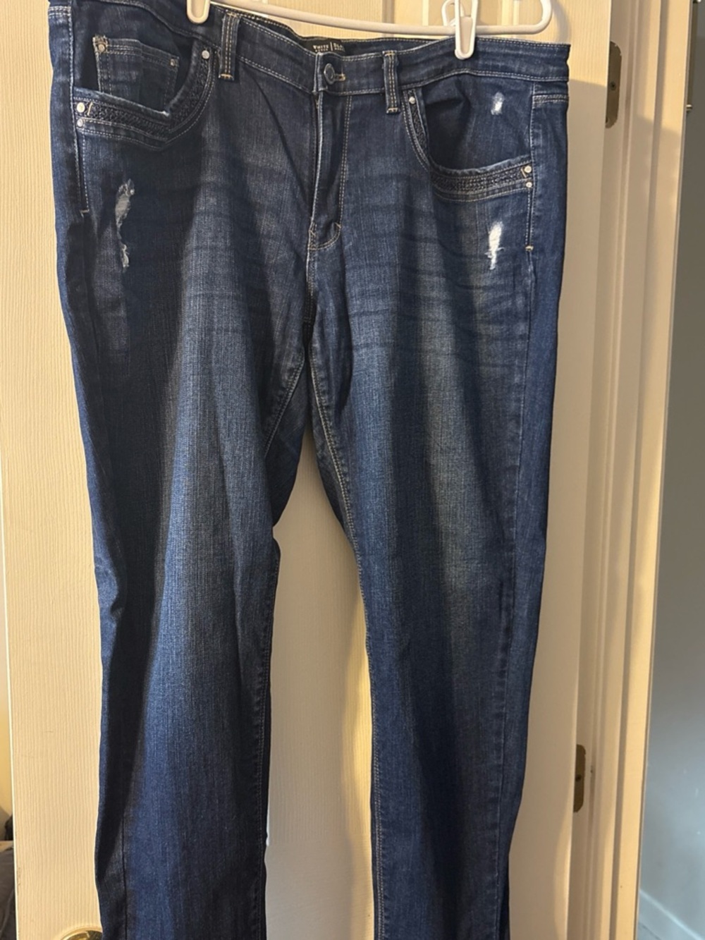 White House Black Market Girlfriend Distressed Blue Jeans Size 14